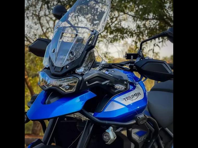 Triumph Tiger 900 Azul 5