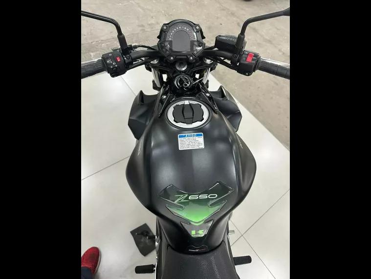 Kawasaki Z 650 Preto 29