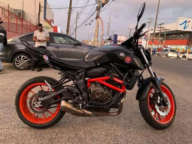 Yamaha MT-07 Cinza 5