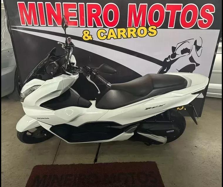 Honda PCX Branco 2