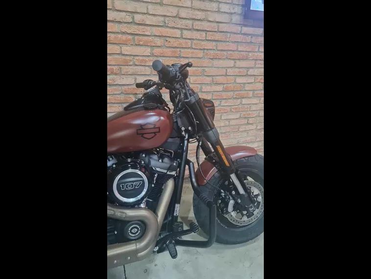 Harley-Davidson Fat Bob Vermelho 2