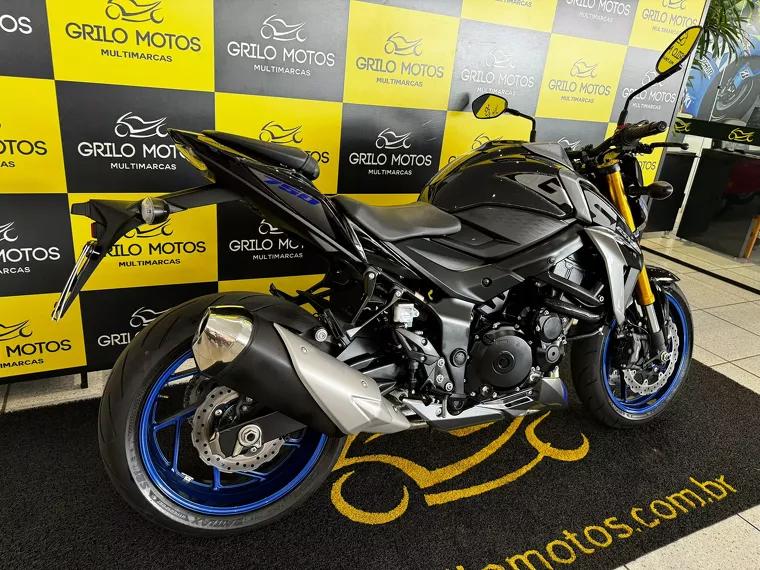 Suzuki GSX-S Preto 3