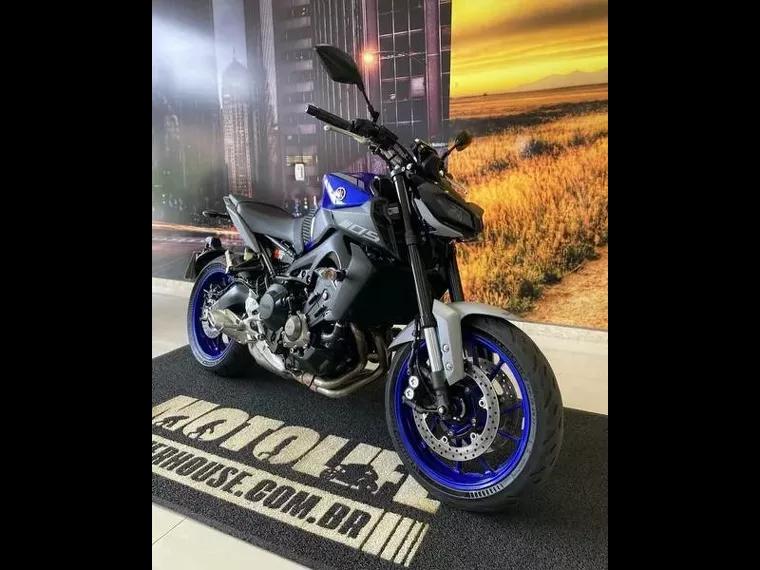 Yamaha MT-09 Azul 6