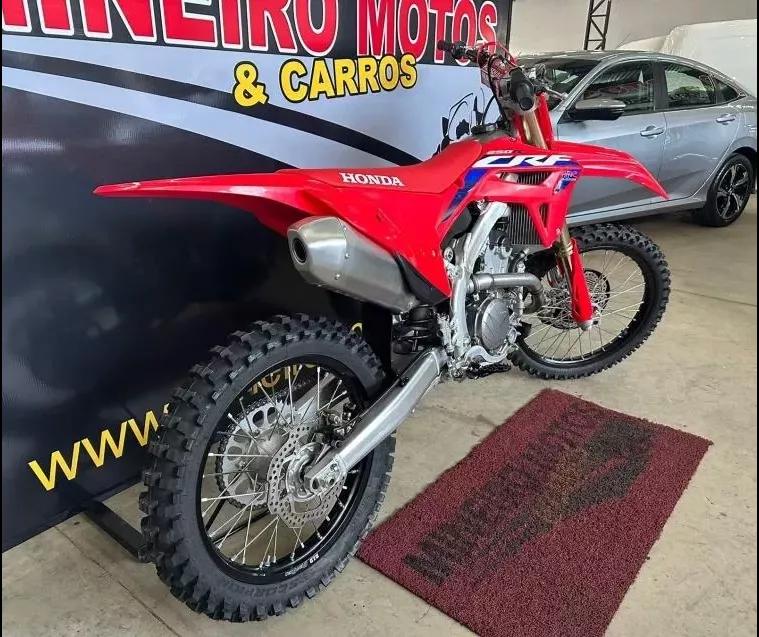 Honda CRF 250 Vermelho 4