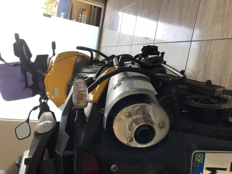 Suzuki V-Strom Amarelo 7