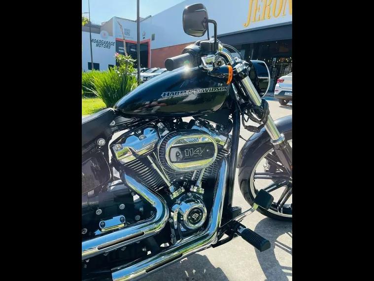 Harley-Davidson Softail Preto 13