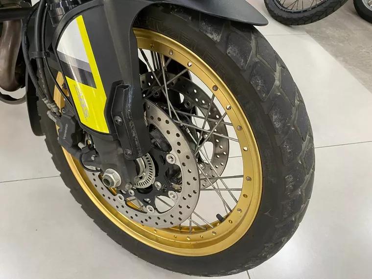 Suzuki V-Strom Amarelo 16