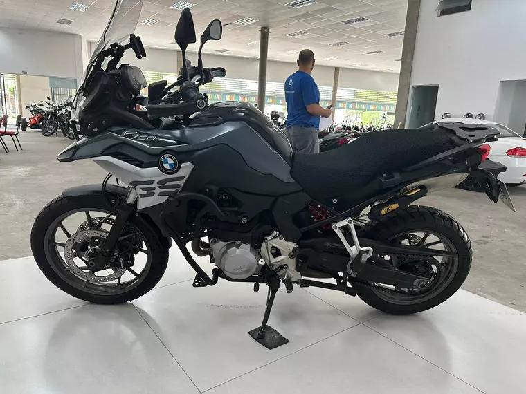 BMW F 750 Preto 27