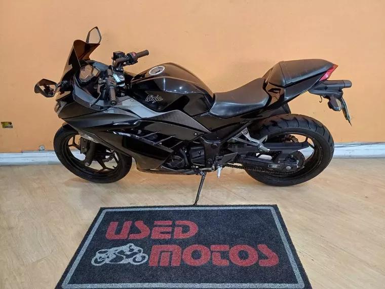 Kawasaki Ninja Preto 7