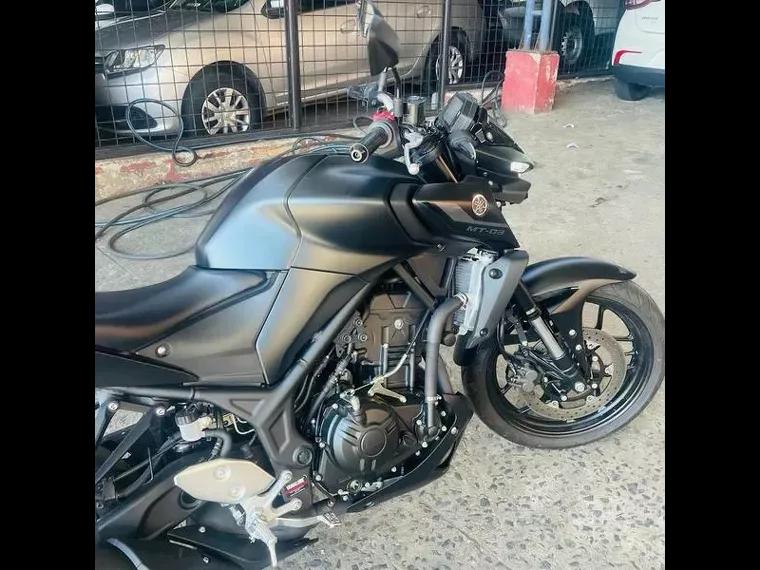 Yamaha MT-03 Preto 8