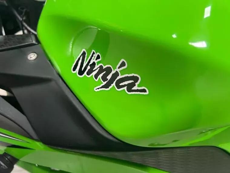 Kawasaki Ninja Verde 8