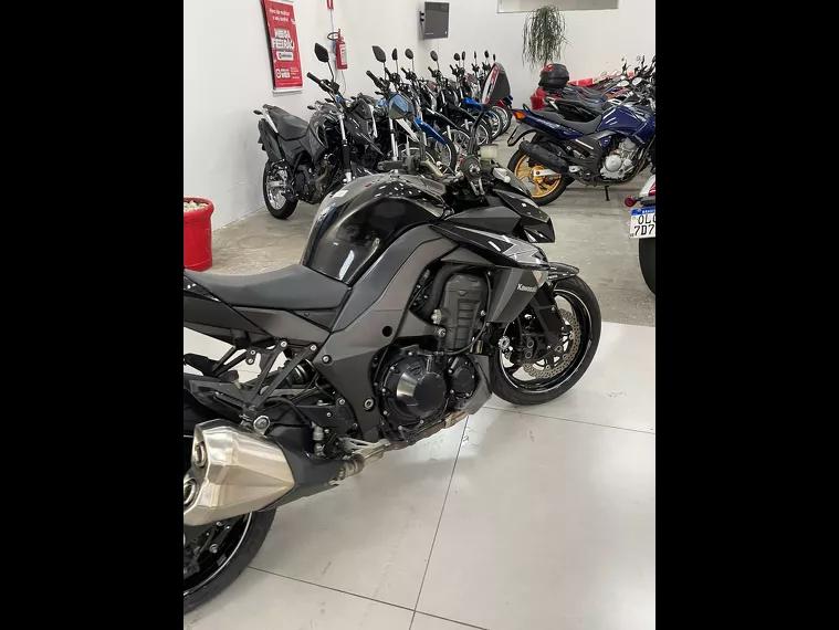 Kawasaki Z Preto 11