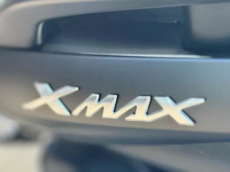 Yamaha Xmax Preto 17