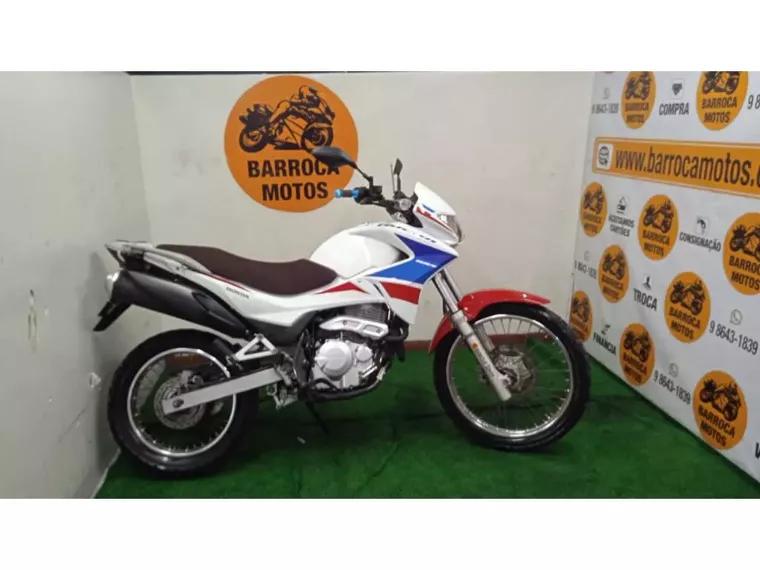 Honda NX 400i Branco 3