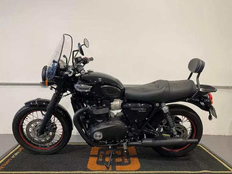 Triumph Bonneville Preto 3