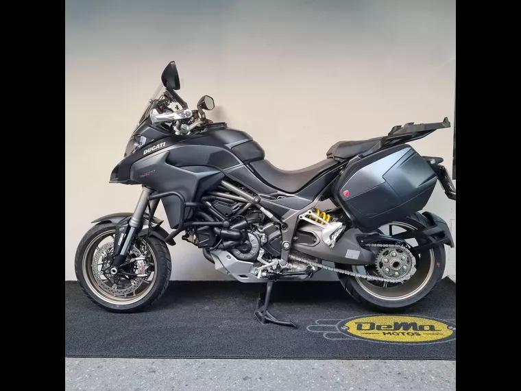 Ducati Multistrada Cinza 4