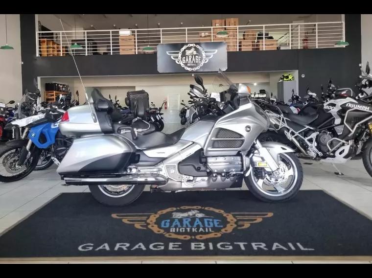 Honda Gold Wing Prata 1