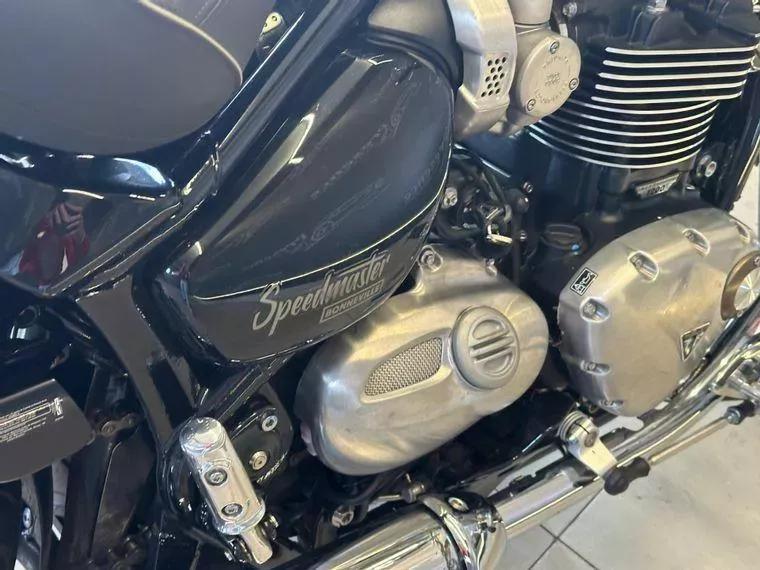 Triumph Bonneville Azul 17