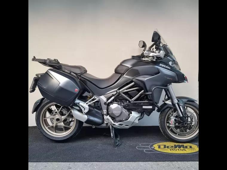 Ducati Multistrada Cinza 1