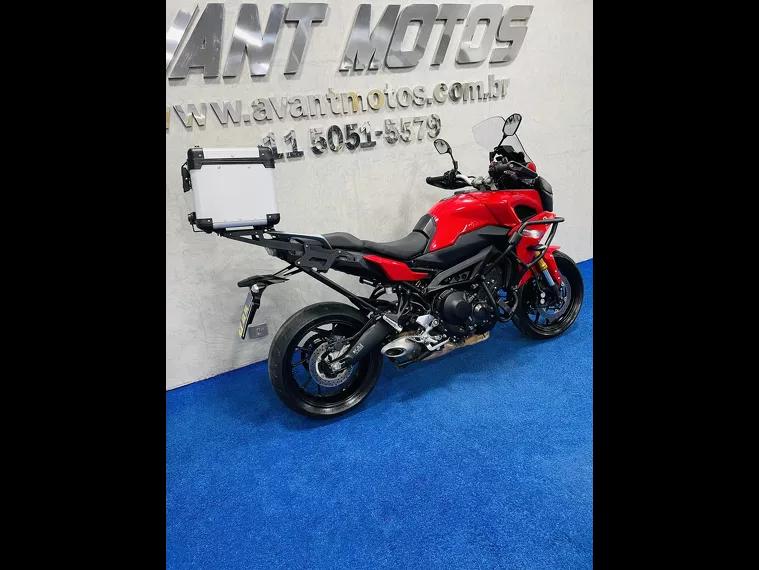 Yamaha MT-09 Vermelho 3