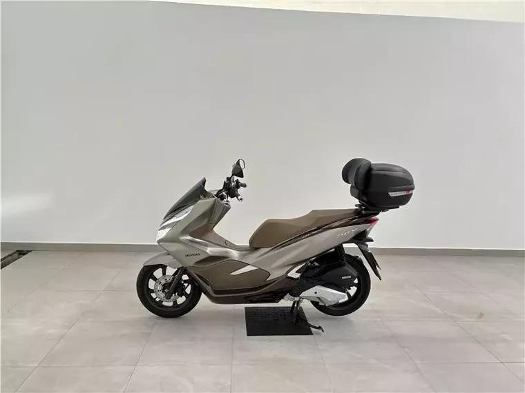 Honda PCX Prata 5