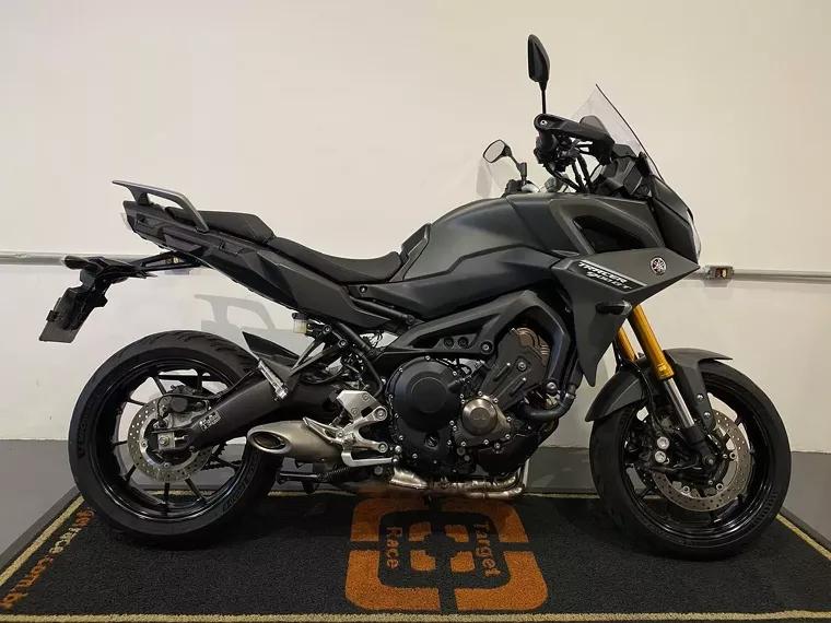 Yamaha Tracer 900 Cinza 1