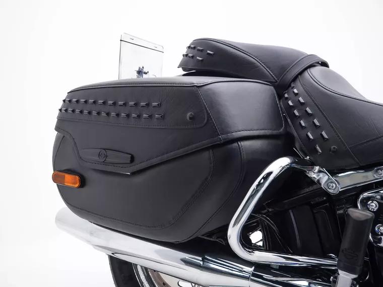 Harley-Davidson Heritage Preto 9