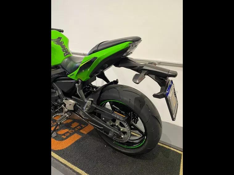 Kawasaki Ninja Verde 9