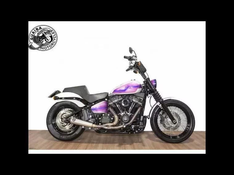 Harley-Davidson Street Bob Branco 1