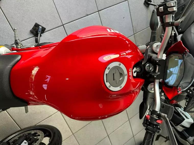Ducati Monster Vermelho 16