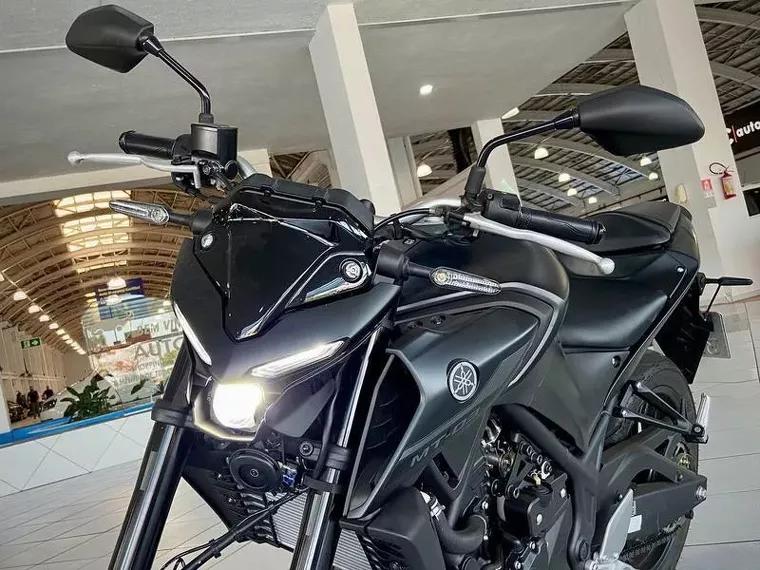 Yamaha MT-03 Preto 10