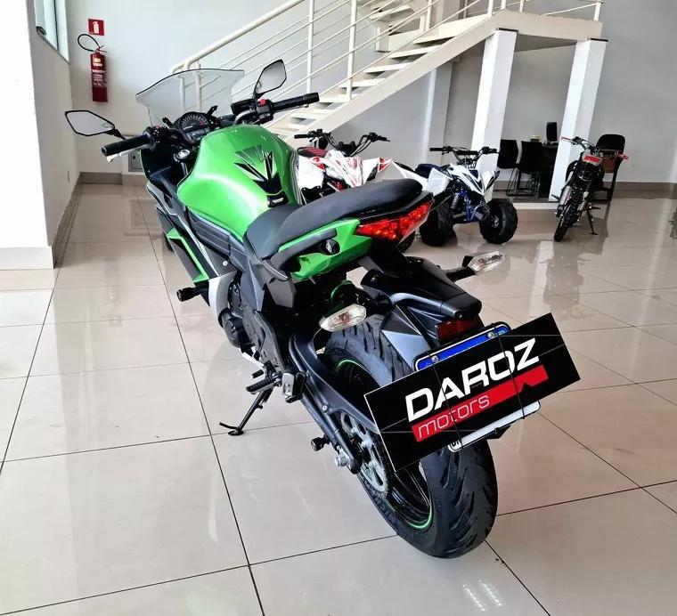 Kawasaki Ninja Verde 3