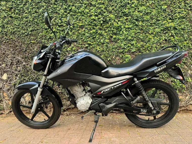 Yamaha YBR 125 Factor Preto 2