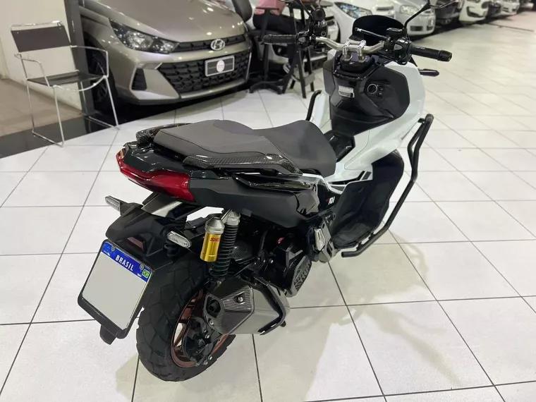 Honda Honda ADV Branco 3