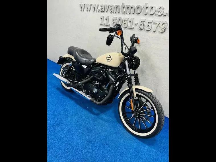 Harley-Davidson Sportster 883 Bege 4