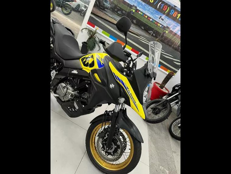 Suzuki V-Strom Amarelo 10