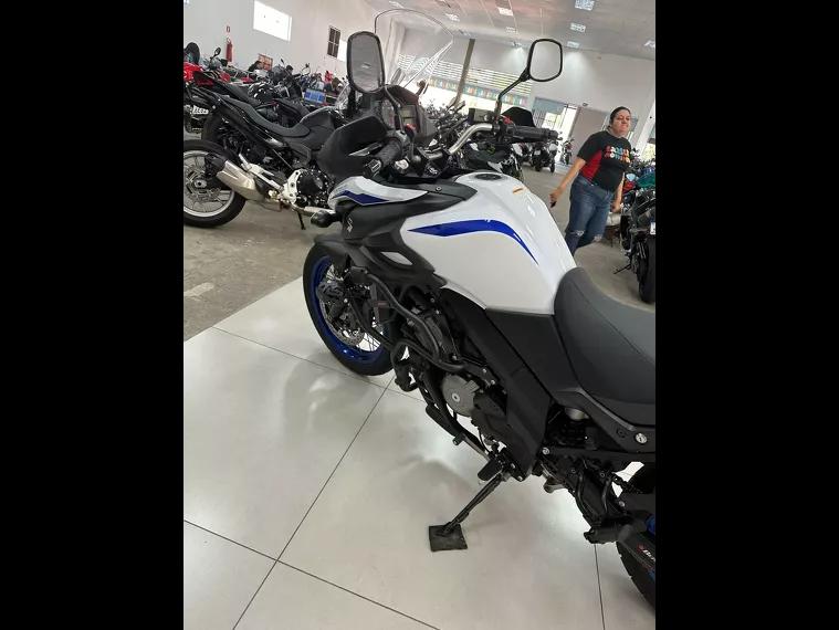 Suzuki V-Strom Branco 13