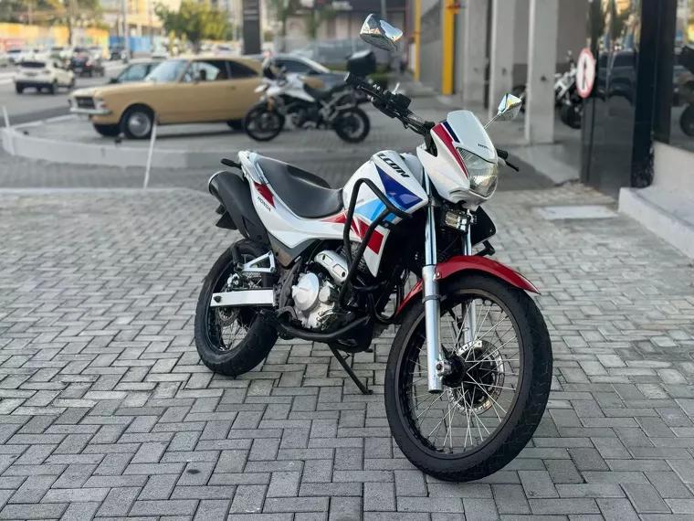 Honda NX 400i Branco 3