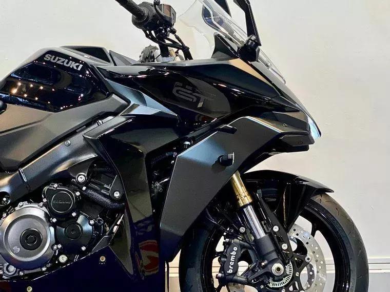 Suzuki GSX-S Preto 8