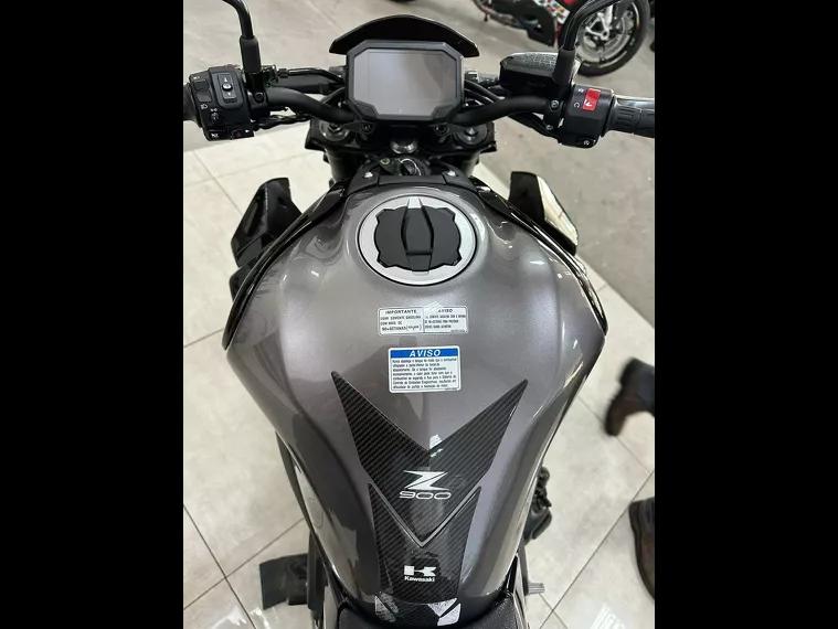 Kawasaki Z Preto 2