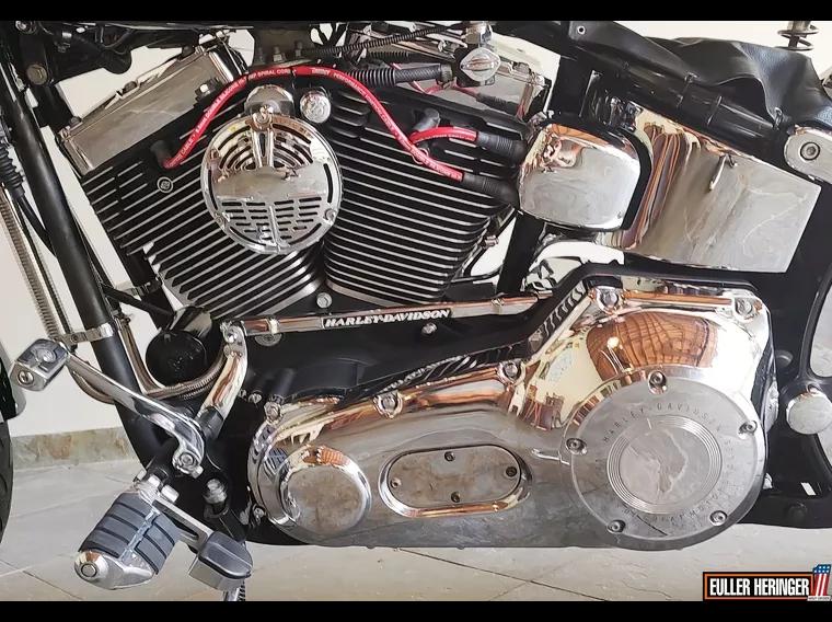 Harley-Davidson Deuce Cinza 7