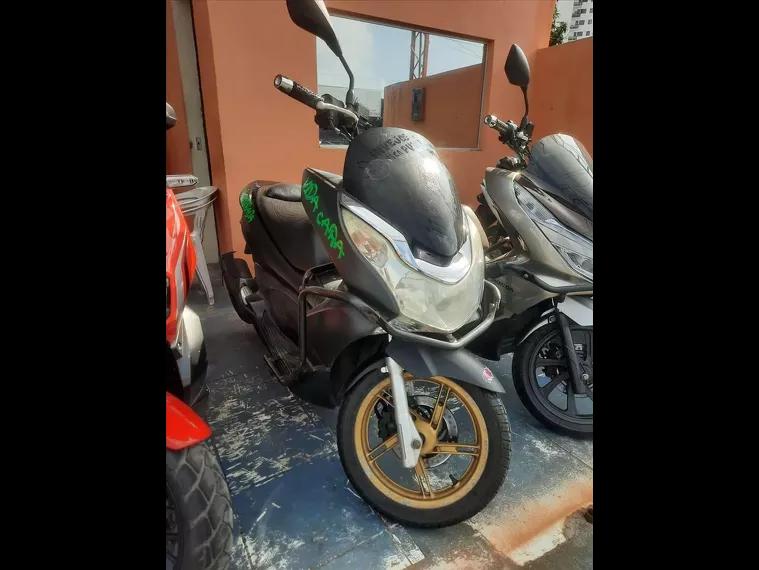 Honda PCX Preto 3