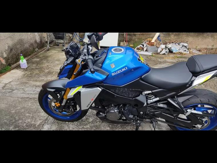 Suzuki GSX-S Azul 1