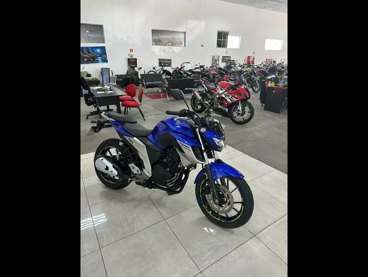 Yamaha Fazer 250 Azul 3