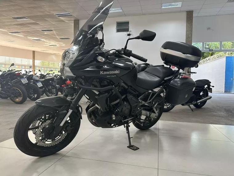 Kawasaki Versys Preto 17