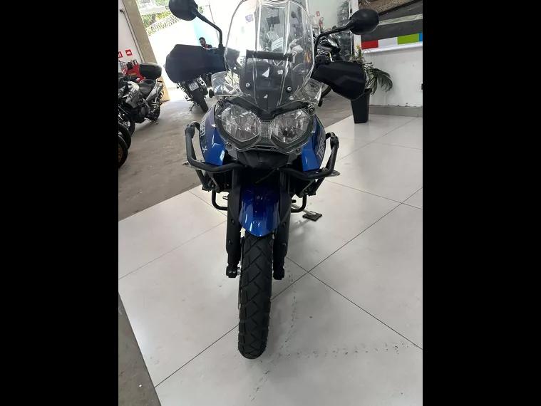 Triumph Tiger 800 Azul 9