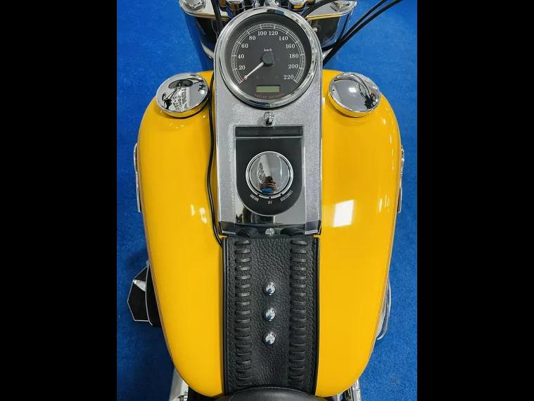 Harley-Davidson Fat Boy Amarelo 12