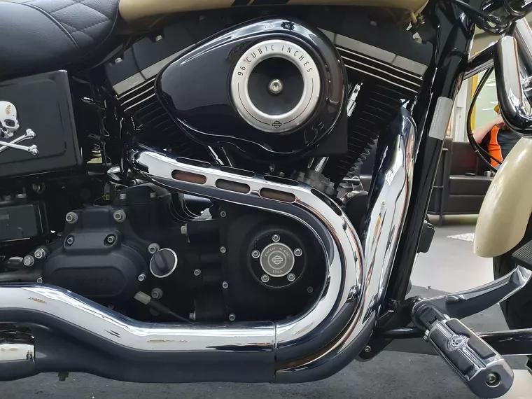 Harley-Davidson Fat Bob Bege 9