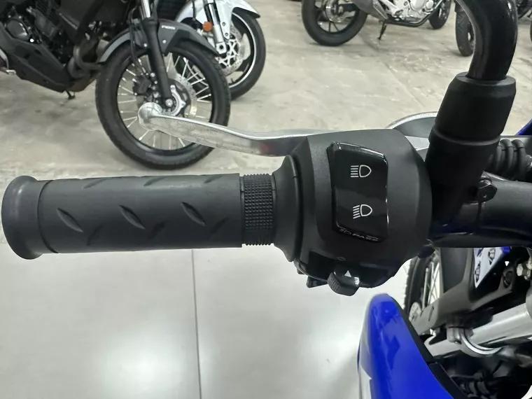 Yamaha XTZ 250 Azul 16