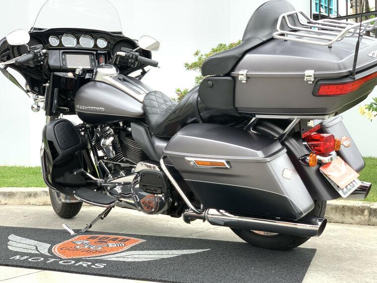 Harley-Davidson Ultra Limited Cinza 9